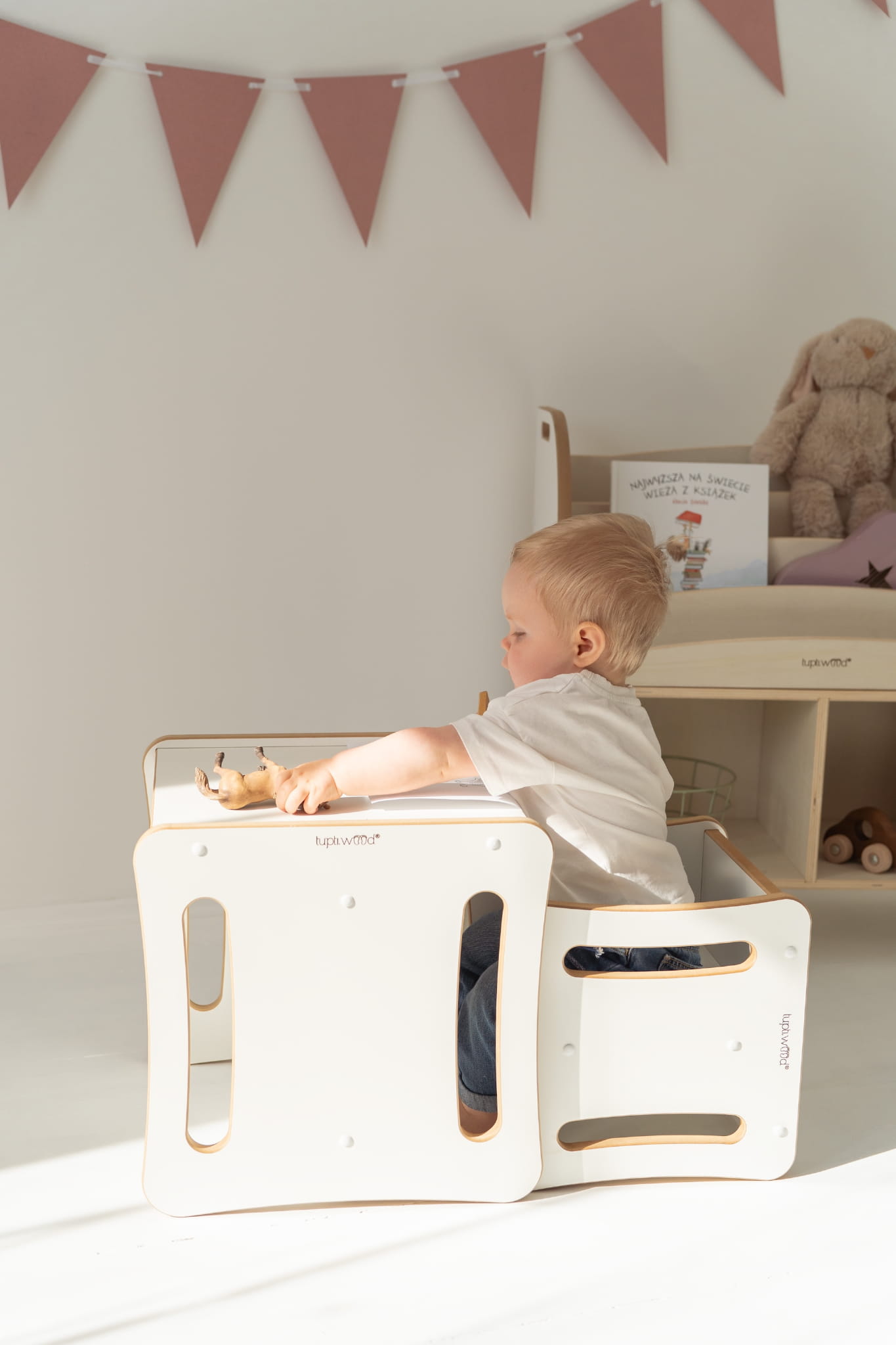 Smally + Biggy - chaise / table 2en1